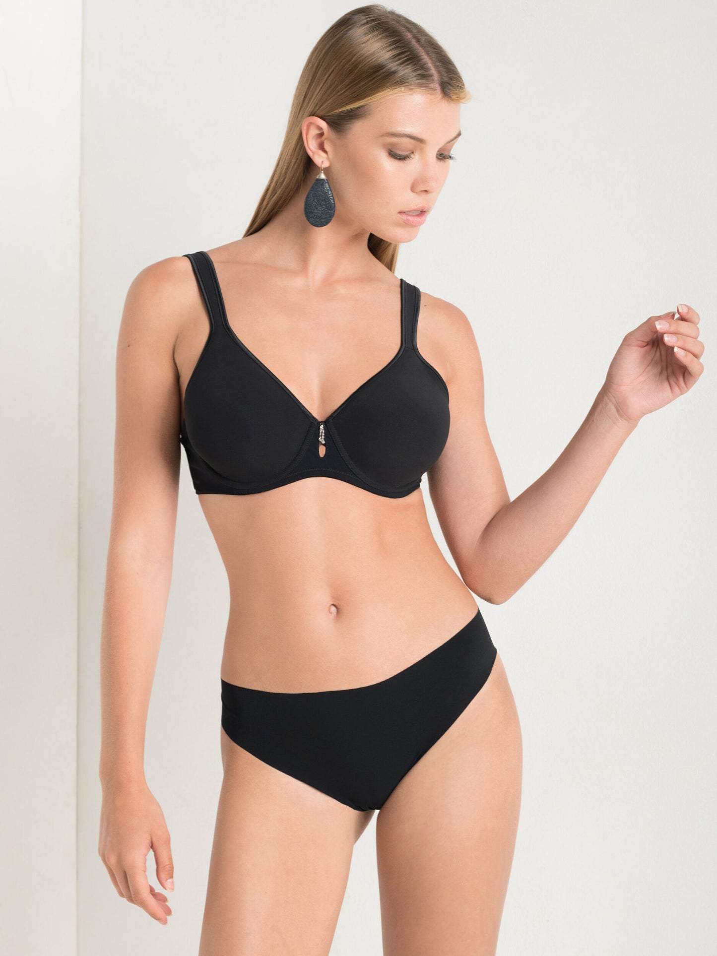 Soutien-gorge minimiseur balconnet Secret Sense Luna Splendida noir