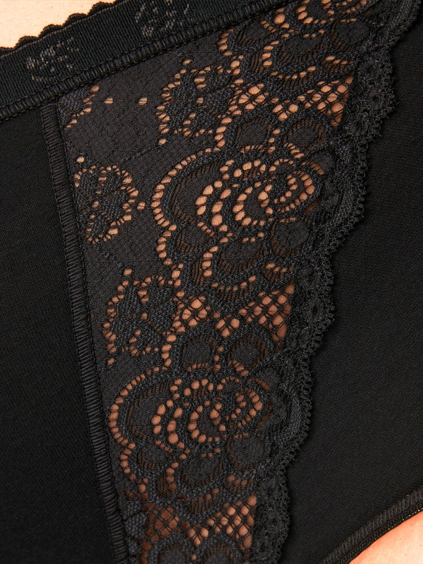 Pack x4 slips taille haute CHIC Sloggi