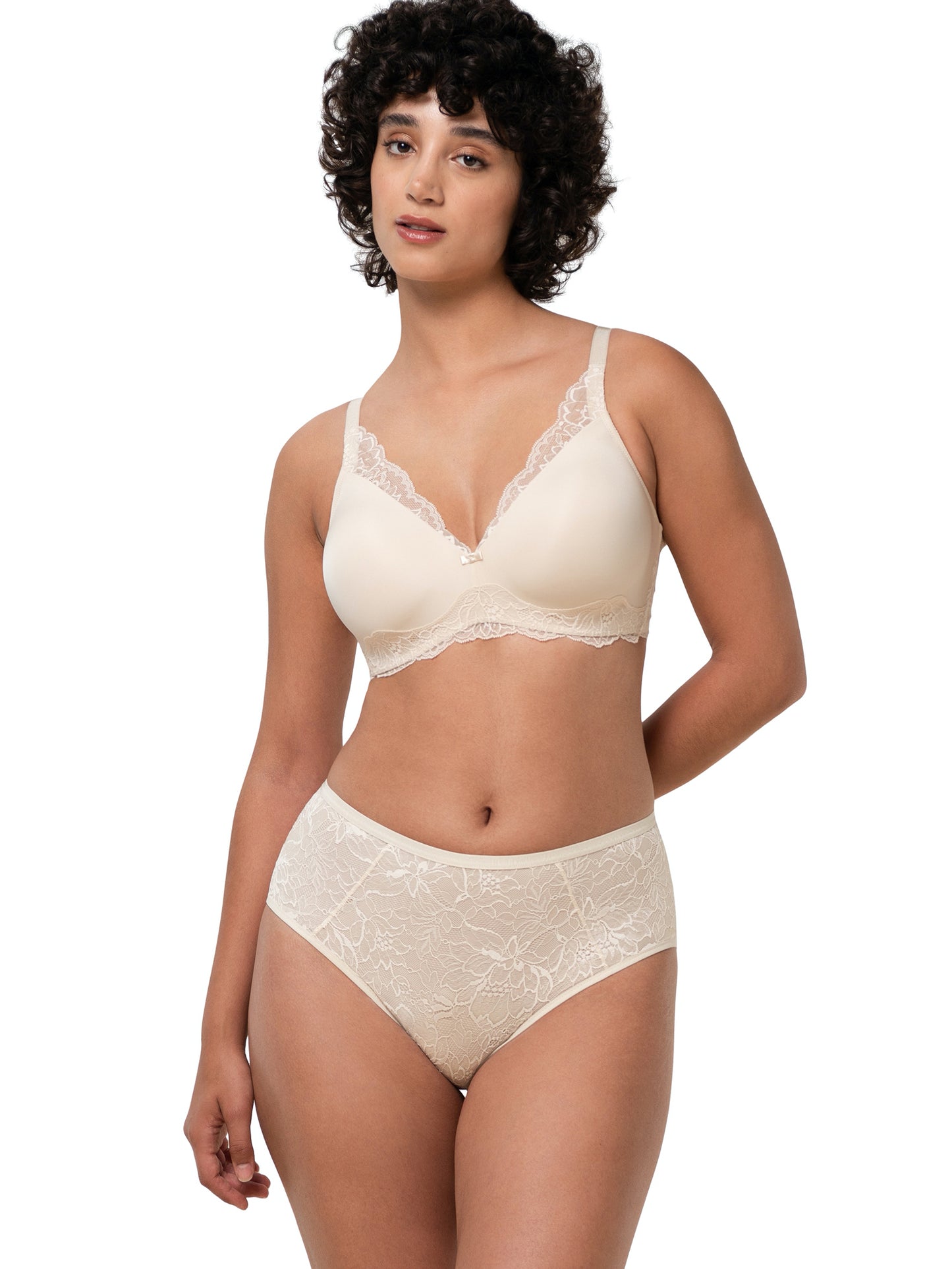 Bralette préformée sans armatures AMOURETTE CHARM Triumph