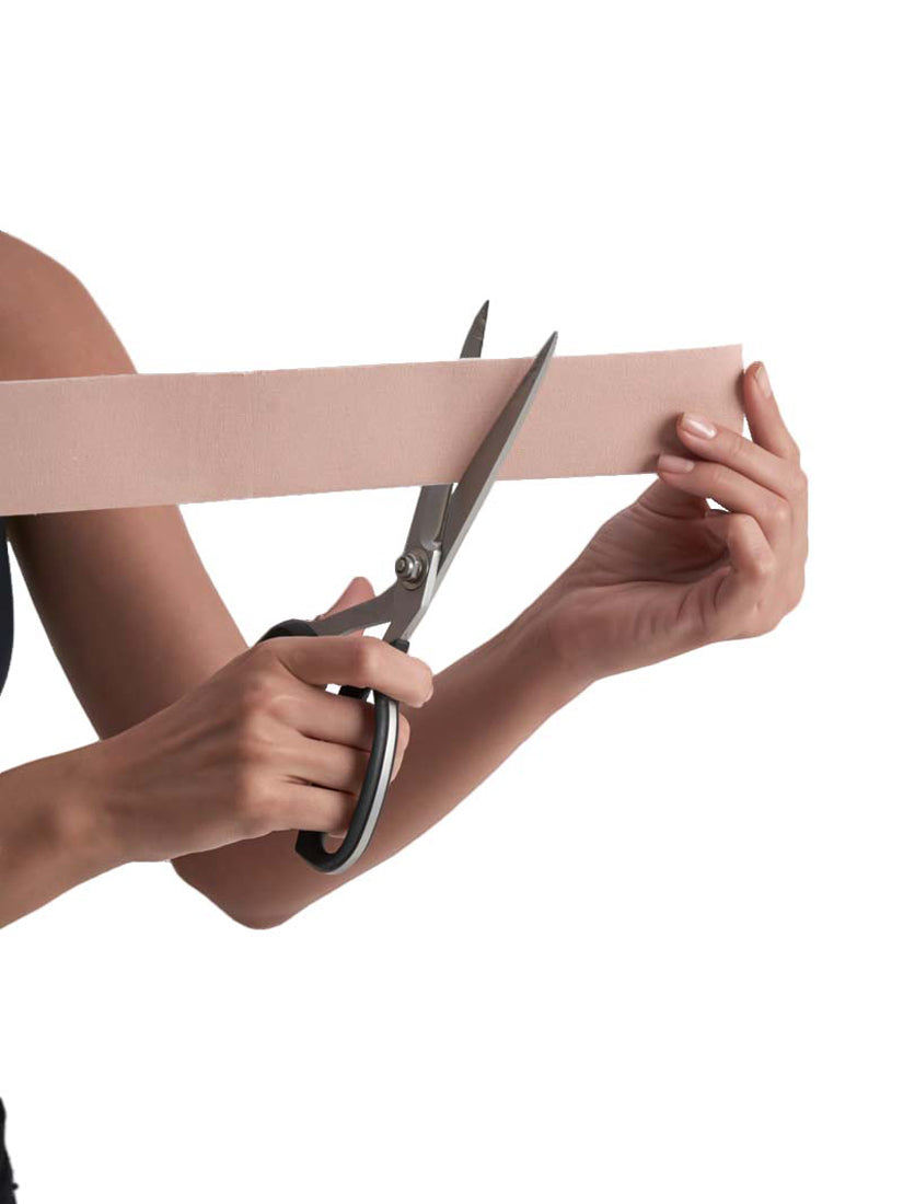 Rouleau adhésif Body Tape 10cm x 500cm Bye Bra